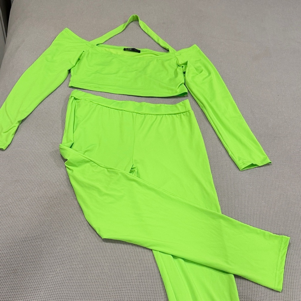 CBR Bright Green Off-Shoulder Set